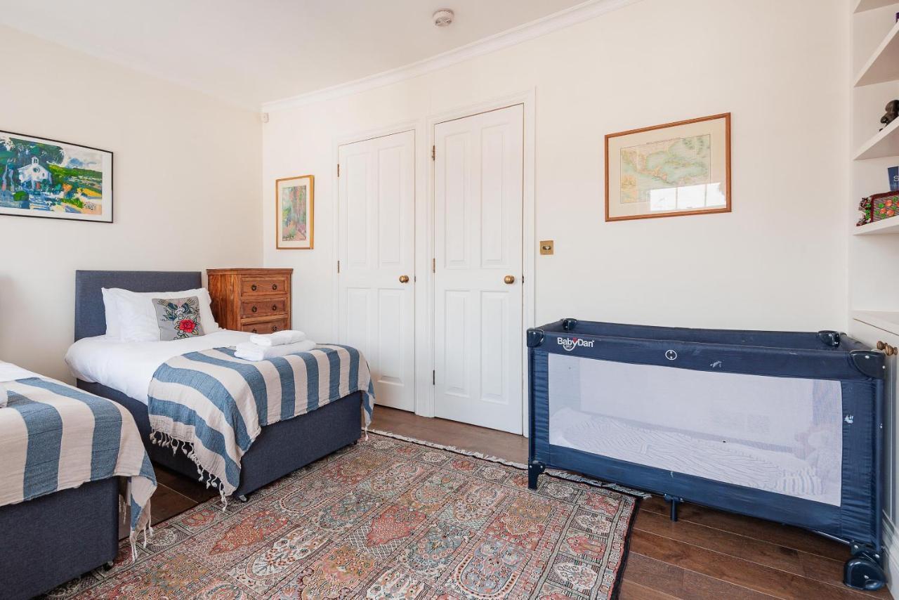 Charming Pimlico Home Close To The River Thames By Underthedoormat Londra Esterno foto